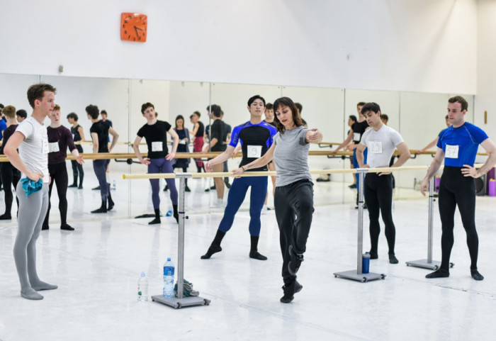 Više od 1.500 baletskih igrača iz celog sveta se prijavilo na audiciju za Balet Srpskog narodnog pozorišta