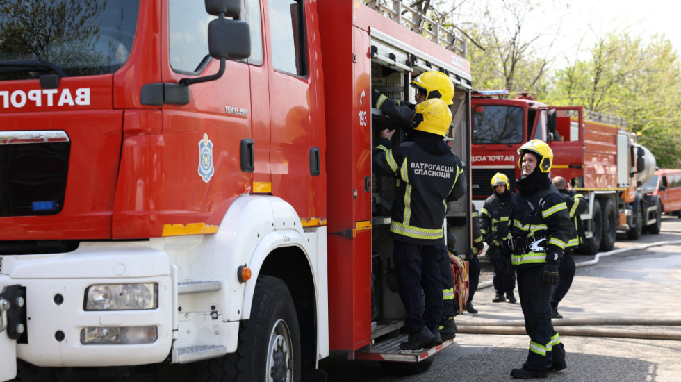 Izbio požar u poznatom restoranu na Autokomandi, nema povređenih