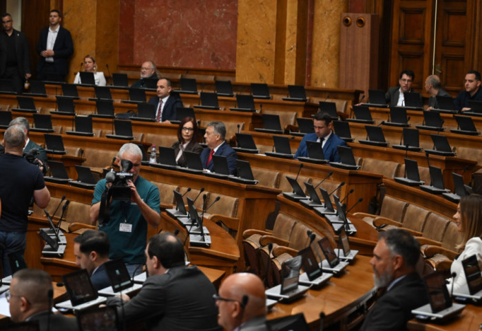 Poslanici nastavili raspravu o izbornim zakonima: Spor oko reformi i uslova za izbore