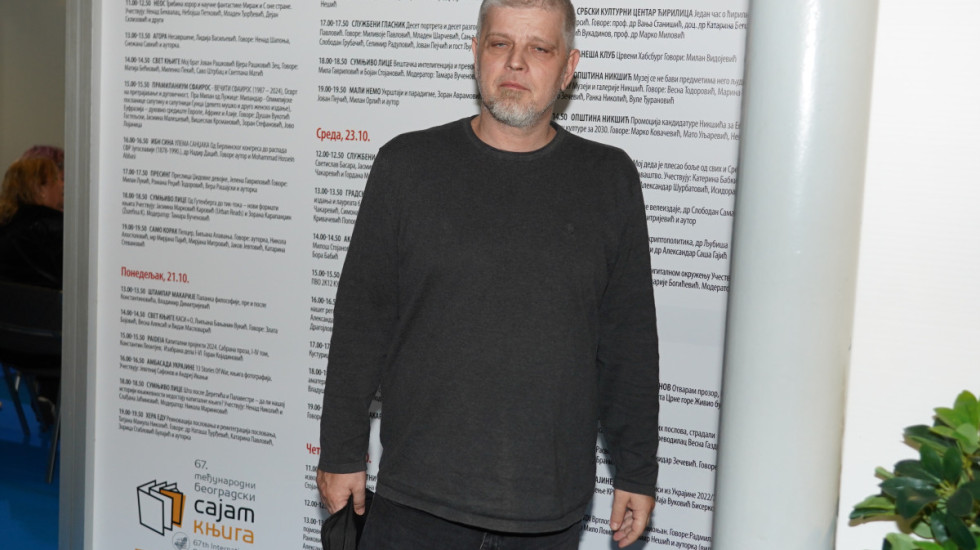 UNS: Vladimir Kecmanović podneo ostavku na mesto urednika Kulturno-umetničkog programa RTS i raskinuo radni odnos