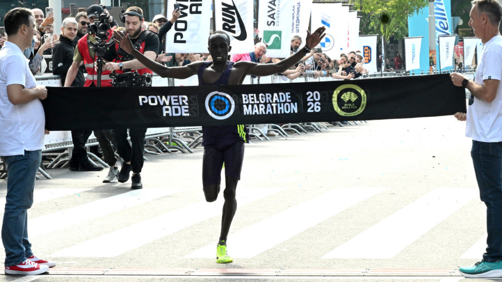(FOTO) Beogradski maraton prvi put u dva dana: Poznati najbolji domaći takmičari, Kenijci dominirali u polumaratonu