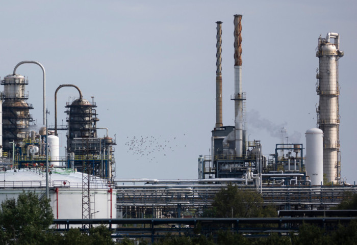 MOL planira da zadrži rafineriju u Pančevu ako postanu većinski vlasnik NIS