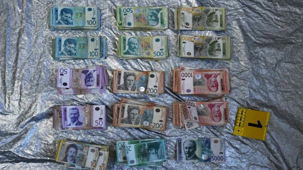 (FOTO) Uhapšen Kragujevčanin, ukrao 420.000 dinara iz pekare