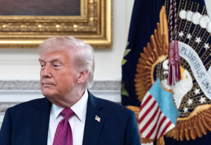 Tramp dao naređenje: Bez oklevanja uništiti brodove koji postavljaju mine u Ormuzu