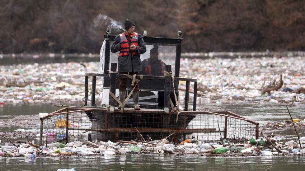 Planeta Zemlja zatrpana smećem, broj sanitarnih deponija nedovoljan: Gde završavaju milioni tona otpada