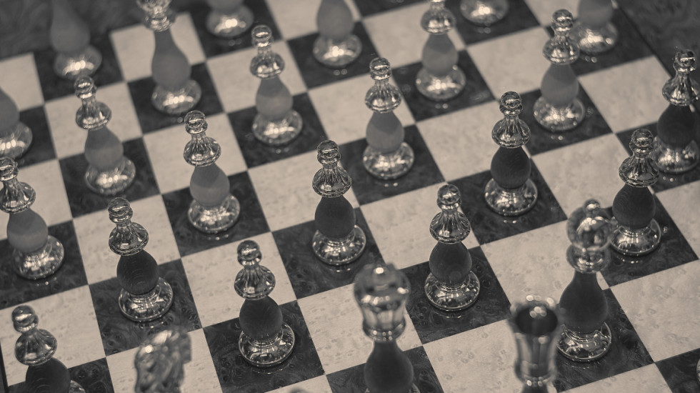 Spoj mode, dijamanata i časovničarstva: Šanel predstavio šahovski set vredan četiri miliona dolara