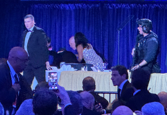 Pucnjava u hotelu u Vašingtonu, na kojoj je bio Tramp: Predsednik SAD i gosti evakuisani, nije bilo povređenih