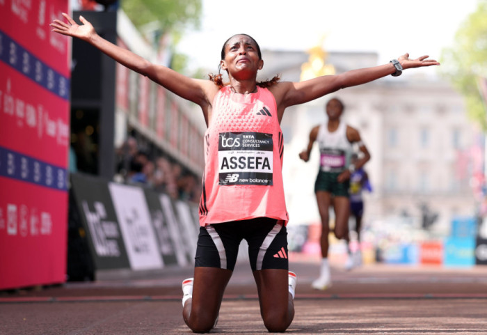 (FOTO) Istorijski maraton u Londonu: Oborena dva svetska rekorda