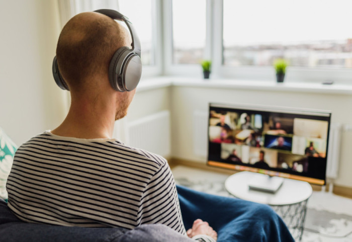 (FOTO) Humanitarni striming: Influenser iz Poljske prikupio 60 miliona evra za decu obolelu od raka