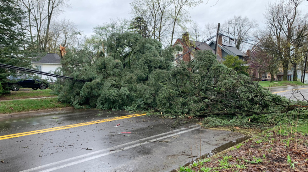 Oluja zahvatila SAD: Pod upozorenjem 26 miliona ljudi, jedna osoba stradala