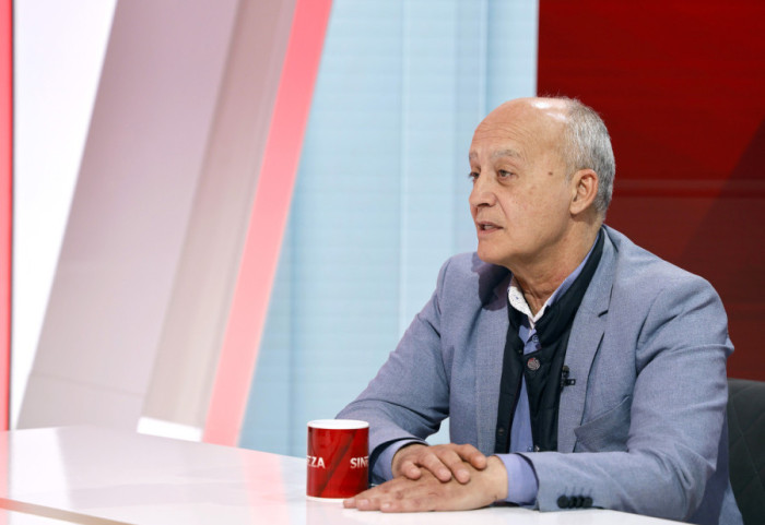 Seničić u Sintezi: Letovanja skuplja 15 odsto, porodice u špicu izdvajaju i do 2.700 evra