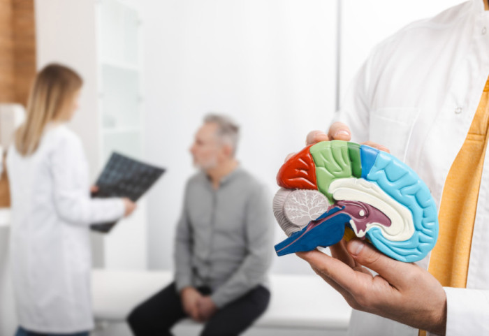 "Drhtanje nije prvi znak": Kako zaista počinje Parkinsonova bolest