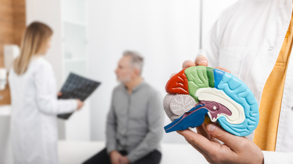 "Drhtanje nije prvi znak": Kako zaista počinje Parkinsonova bolest