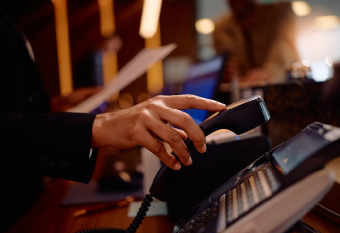 Policija traga za prevarantima: Pozivaju građane i traže novac za lečenje bolesne ćerke