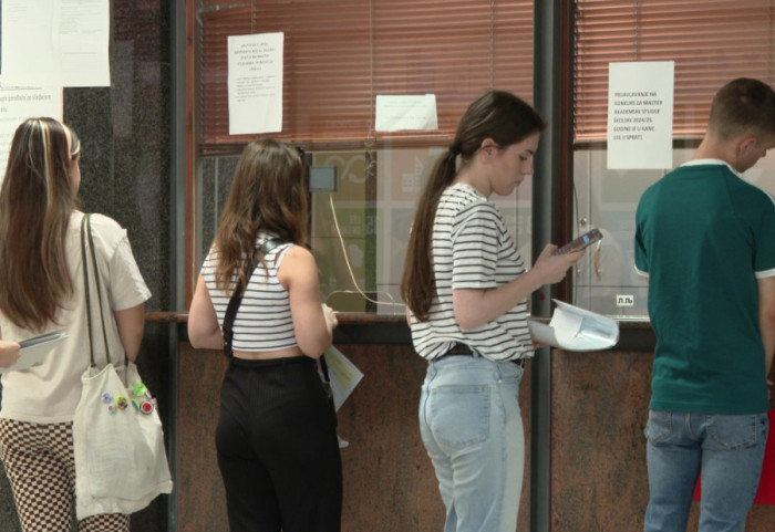 Studenti na pragu upisa: "Stabilan broj mesta, ali i dalje problemi sa nastavničkim smerovima"