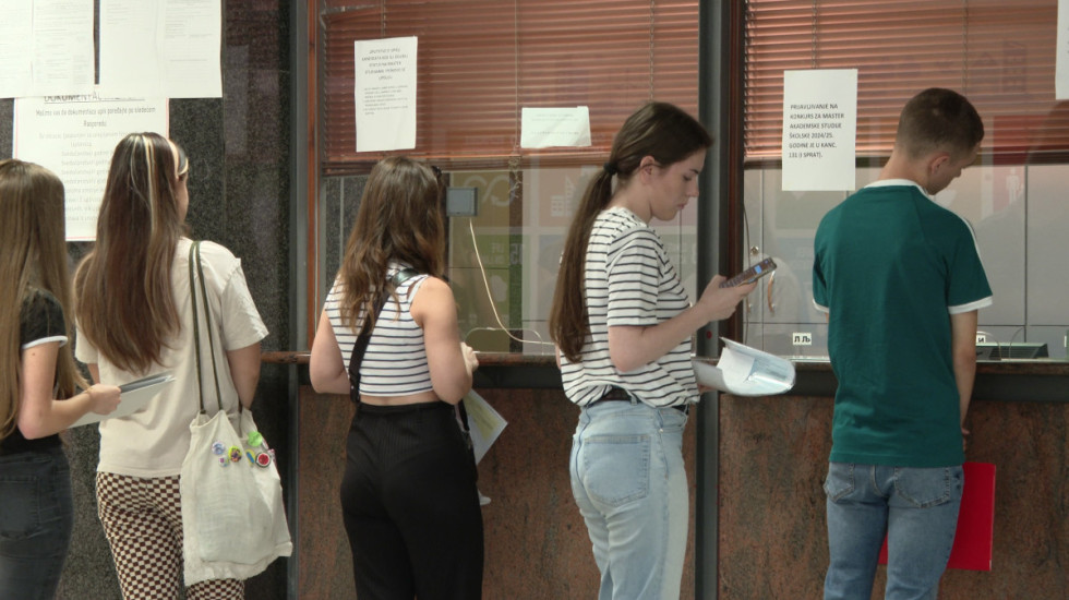 Studenti na pragu upisa: "Stabilan broj mesta, ali i dalje problemi sa nastavničkim smerovima"