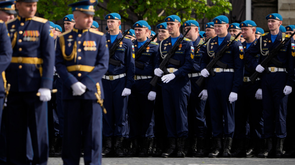 (FOTO/VIDEO) Vojna parada povodom Dana pobede u Moskvi, Putin poručio "pobeda će uvek biti naša"