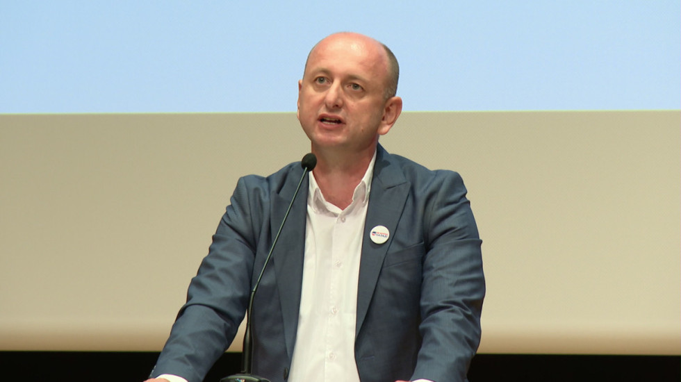 Knežević najavio rezoluciju za povlačenje priznanja Kosova u Crnoj Gori: "Naša sramota dočekala punoletstvo"