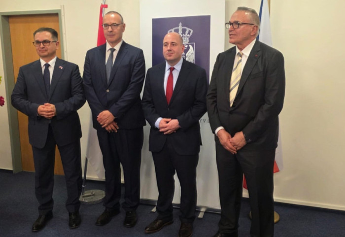 (FOTO) Otvoren konzulat Srbije u Brnu: "Odnosi sa Češkom temelje se na tradicionalnom prijateljstvu"