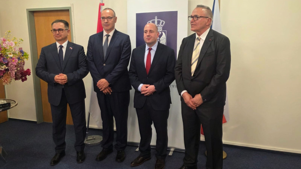 (FOTO) Otvoren konzulat Srbije u Brnu: "Odnosi sa Češkom temelje se na tradicionalnom prijateljstvu"