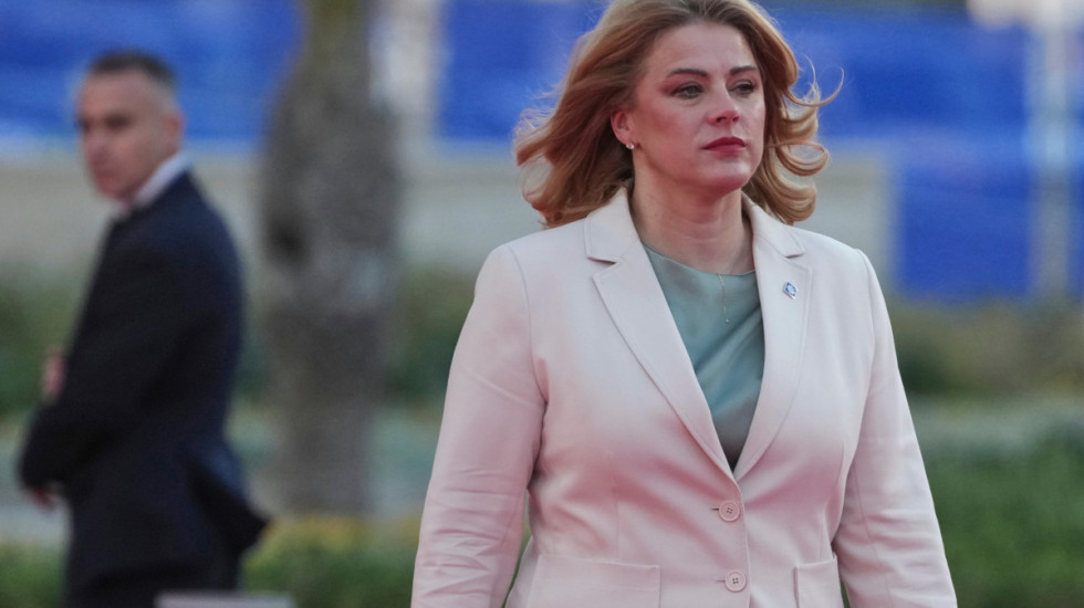 Pala Vlada Letonije: Premijerka podnela ostavku, priveden ministar poljoprivrede
