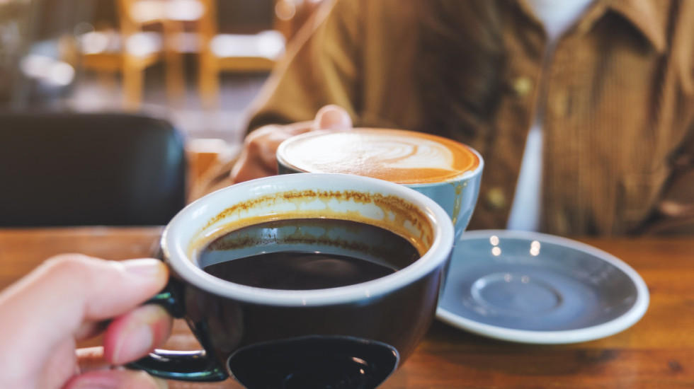Kafa kao zamena za obrok? Nutricionisti objašnjavaju zašto to nije dobro