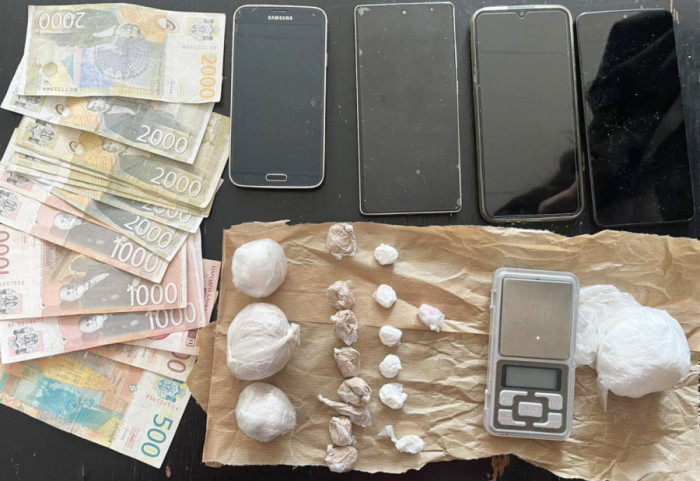 Uhapšene tri osobe u Beogradu: Policija zaplenila heroin, amfetamin i kokain