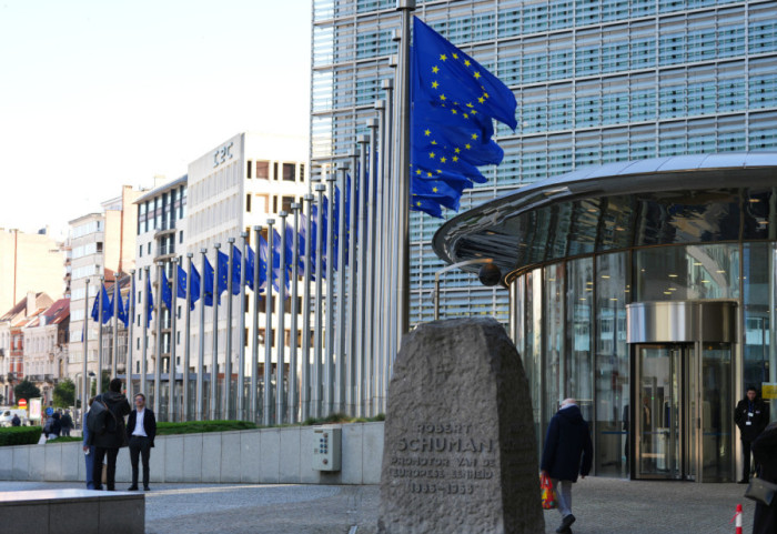 EU nastavlja vojnu podršku Albaniji: Odobren novi paket od 21 miliona evra