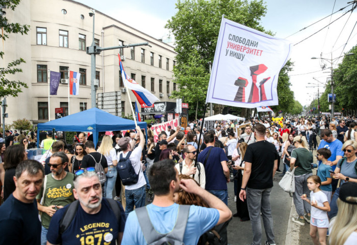Studentski skup na Slaviji: Kolone građana krenule sa pet lokacija