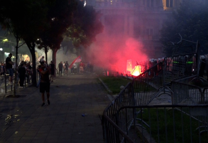 VIDEO) Predsednik Srbije o tome da li je bilo "ubačenih elemenata" među onima koji su napali policiju