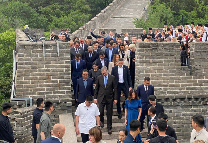 (FOTO) Vučić obišao Kineski zid: Poseta Pekingu od velike važnosti, Kina pouzdan partner i prijatelj Srbije