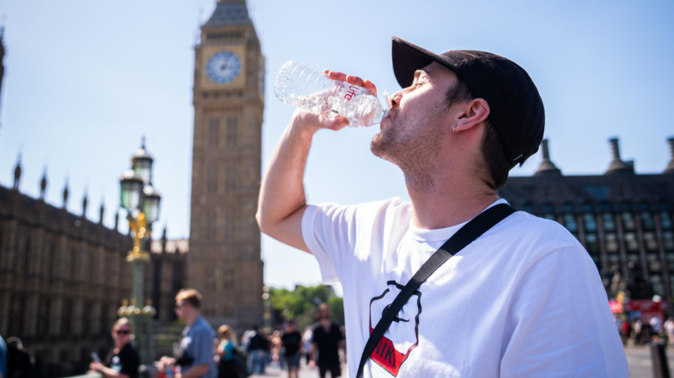 Ujedinjeno Kraljevstvo beleži najtopliji dan u godini: U Londonu oboren istorijski temperaturni rekord