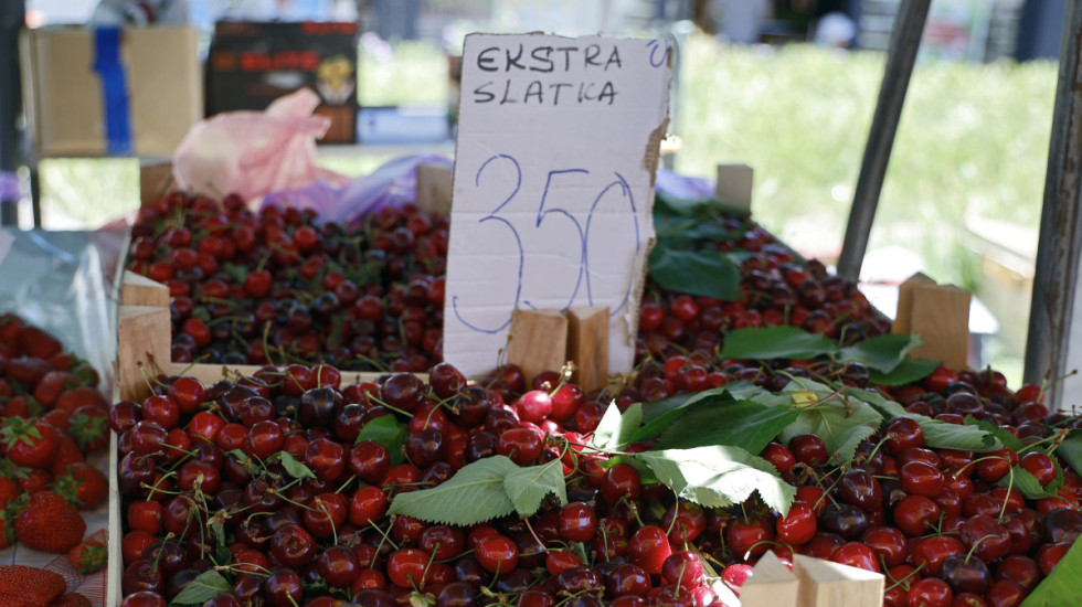 Trešnje na pijacama tri puta jeftinije nego pre dve nedelje: "Rodilo deset puta više nego prošle godine"