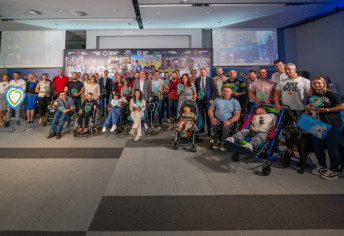 (FOTO) Svojim primerom inspirišu hiljade drugih: Uručena prizanja herojima Beogradskog maratona 2026.