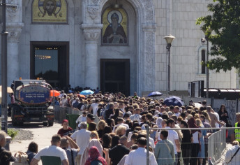 SPC: Pojasu Presvete Bogorodice se od Spasovdana poklonilo 478.000 vernika